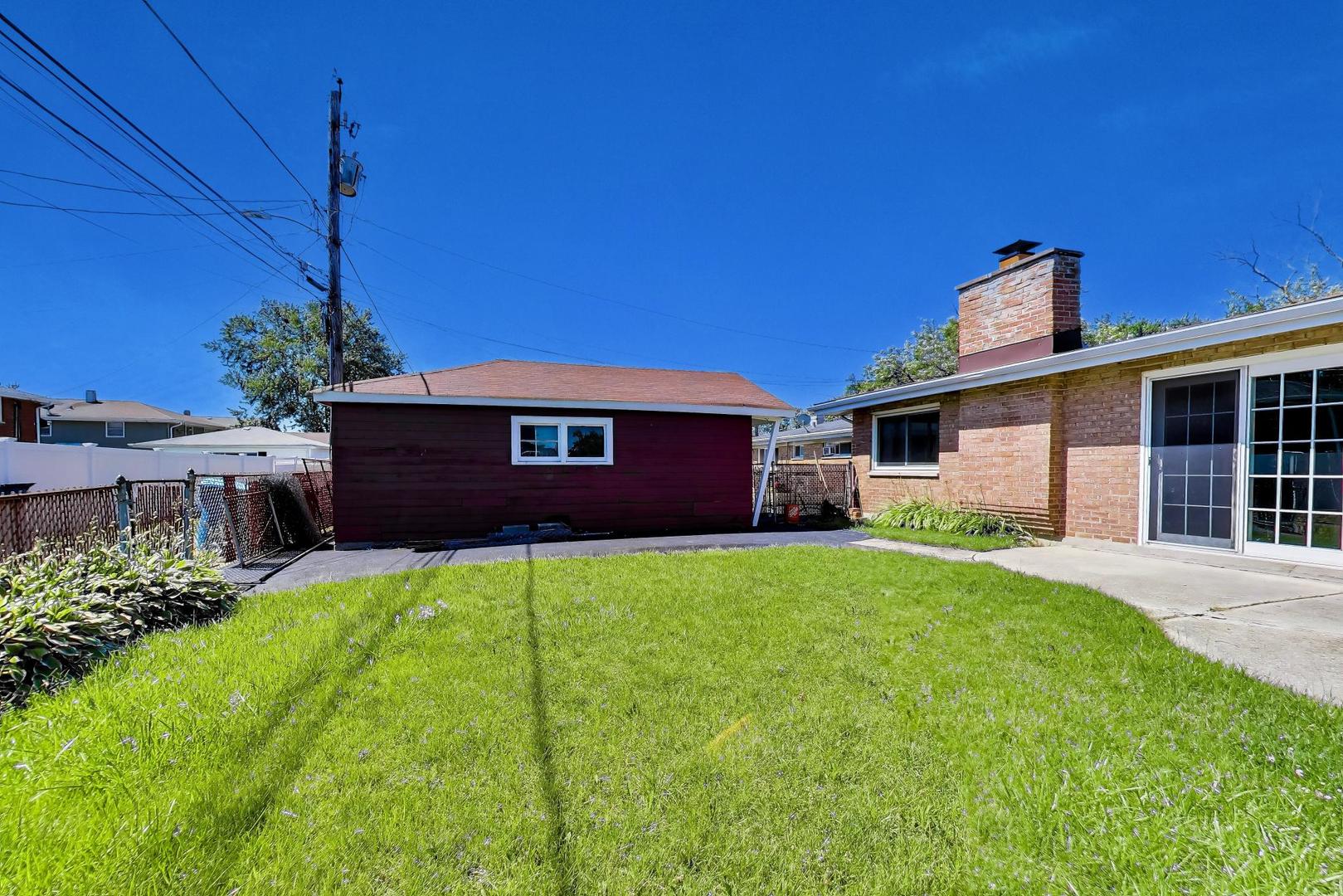 1455 Burnham Avenue Property Photo 28