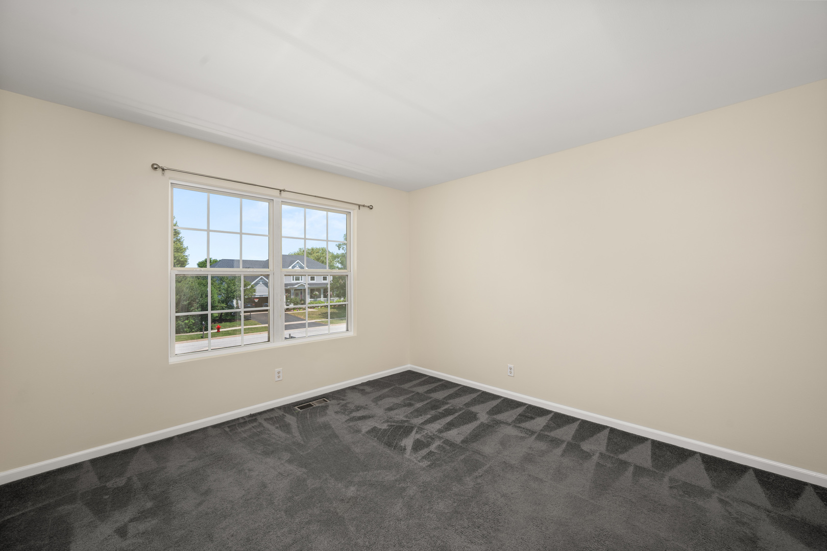 318 Chautauqua Lane Property Photo 23