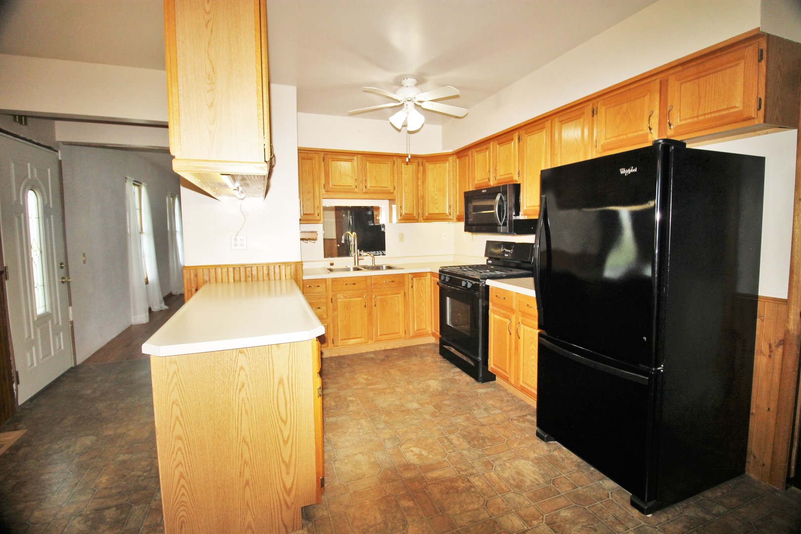 10093 Wolf Road Property Photo 22