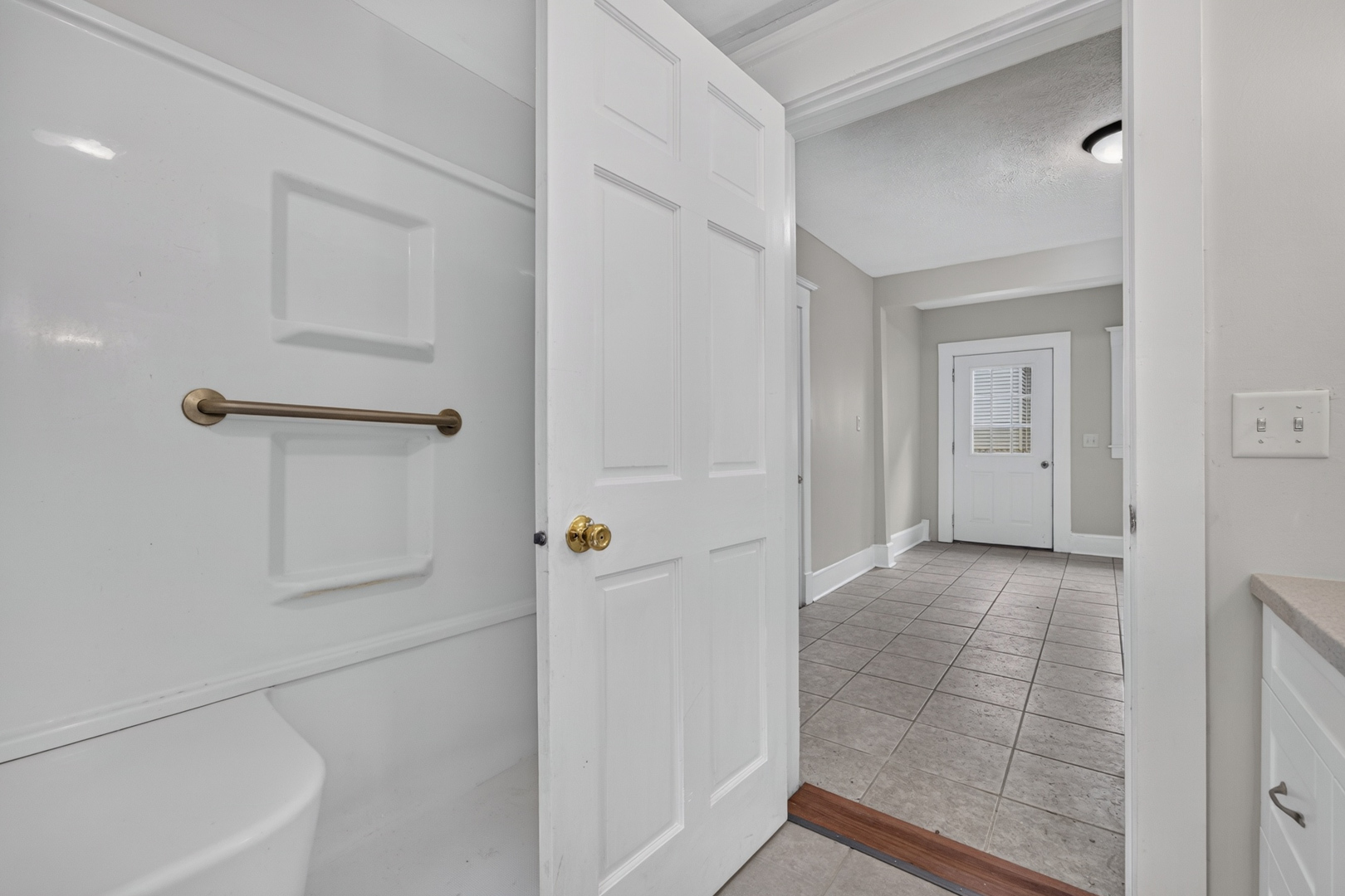 605 S Lee Street Property Photo 21