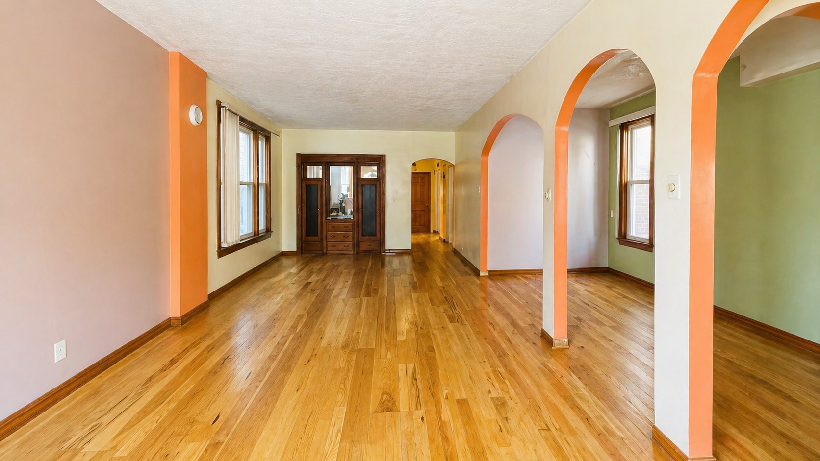 2438 S Drake Avenue Property Photo 3