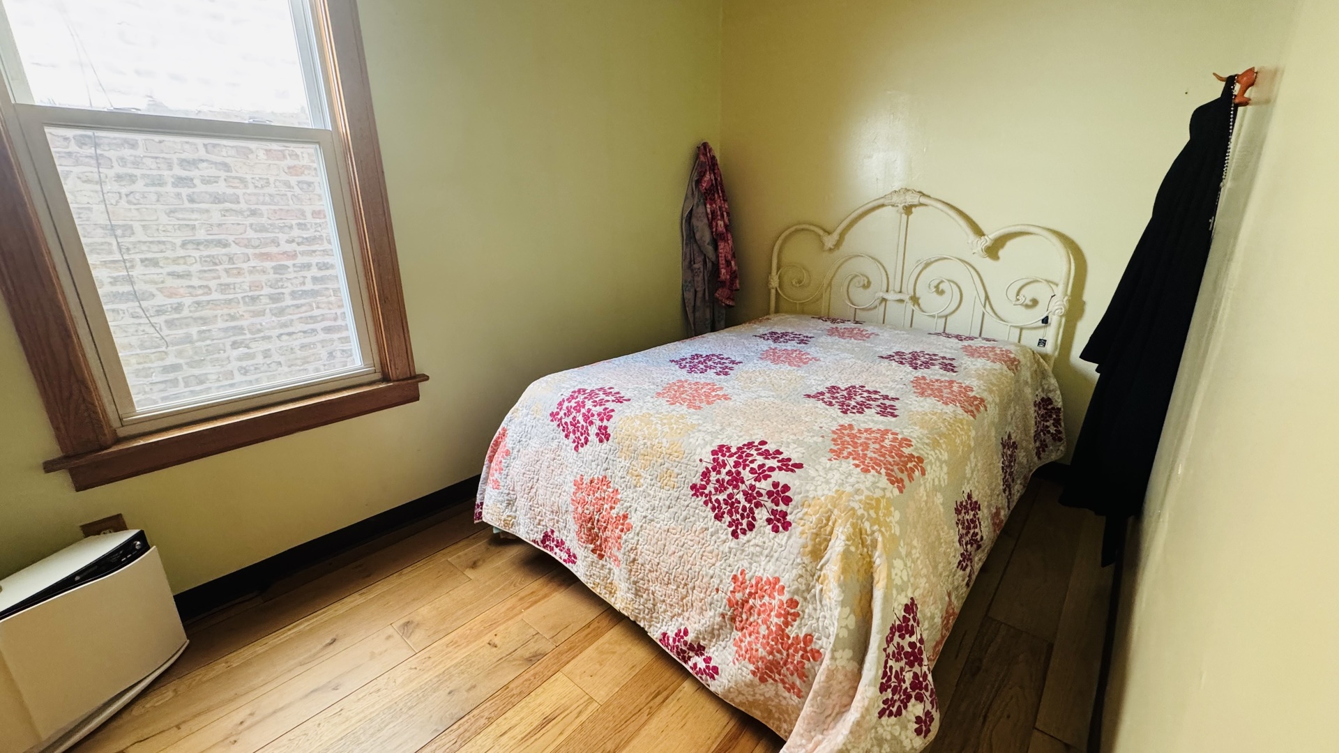 2438 S Drake Avenue Property Photo 5