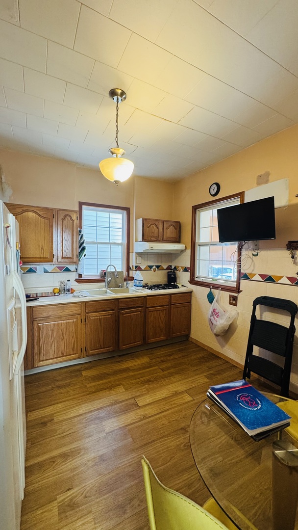 2438 S Drake Avenue Property Photo 10