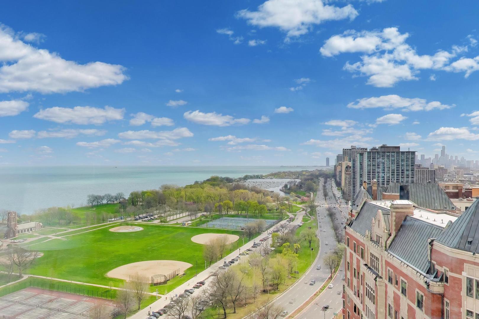 3900 N Lake Shore Drive 25c Property Photo 5