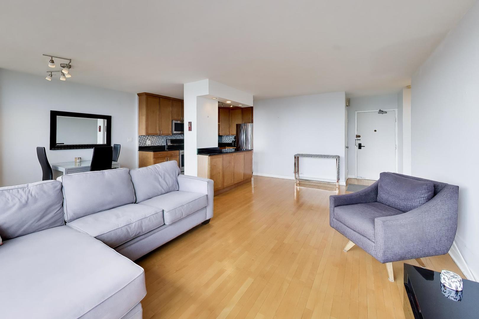 3900 N Lake Shore Drive 25c Property Photo 6