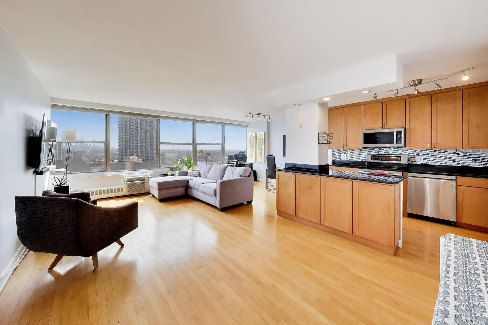 3900 N Lake Shore Drive 25c Property Photo 7
