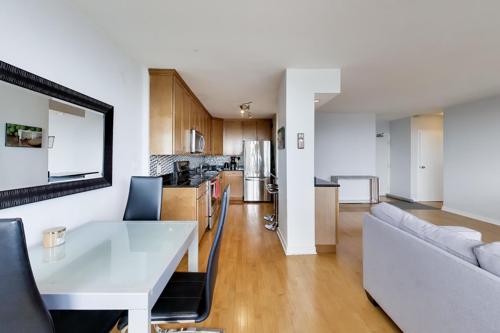 3900 N Lake Shore Drive 25c Property Photo 10