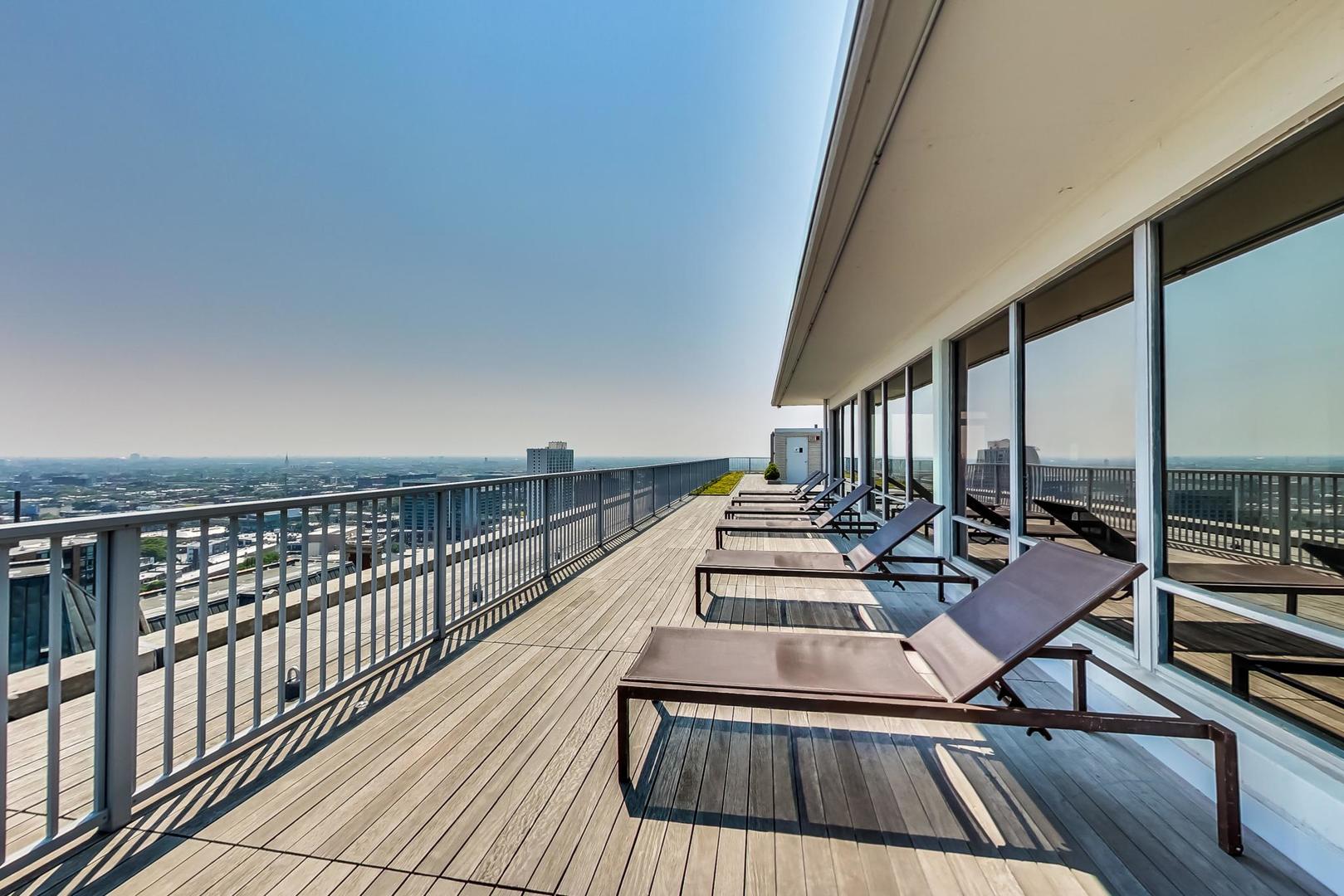 3900 N Lake Shore Drive 25c Property Photo 25