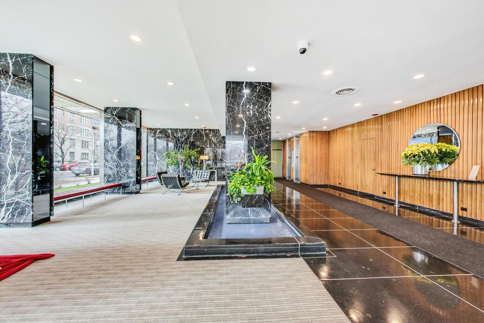 3900 N Lake Shore Drive 25c Property Photo 29