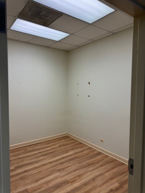 2306 W Touhy Avenue Property Photo 6