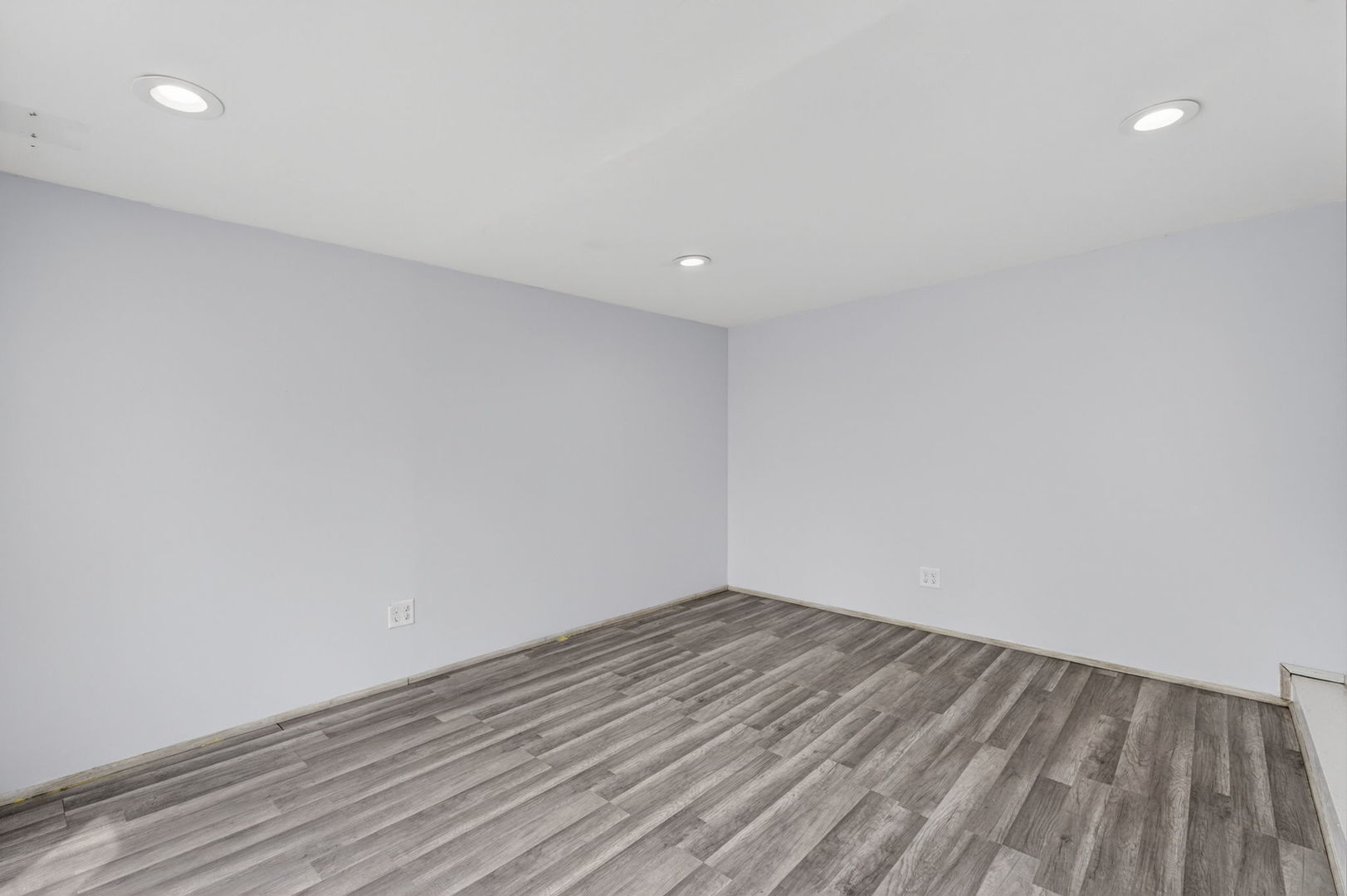 9018 S Brandon Avenue Property Photo 18