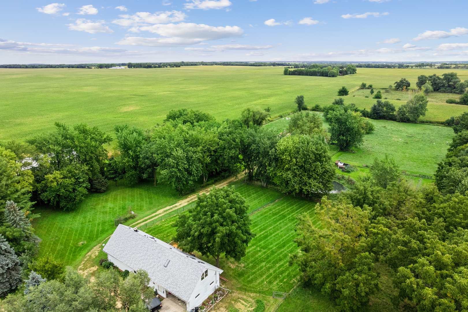 15036 Durkee Road Property Photo 2