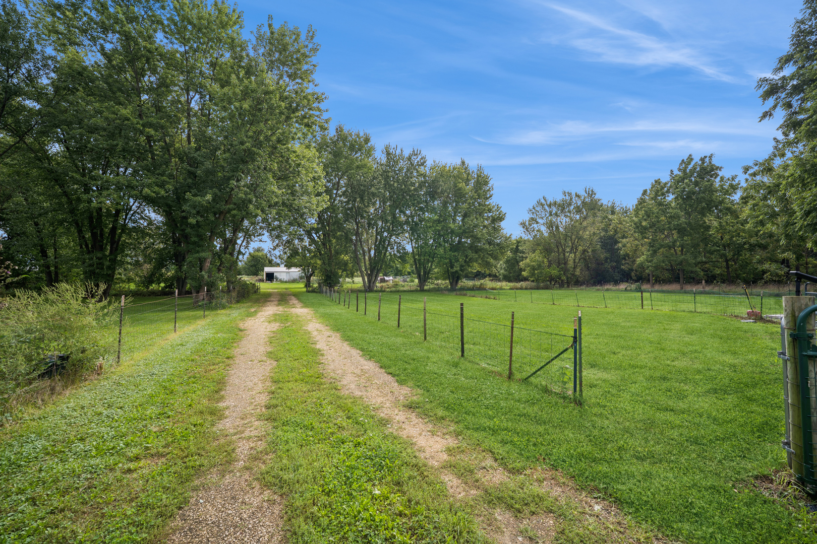 15036 Durkee Road Property Photo 22