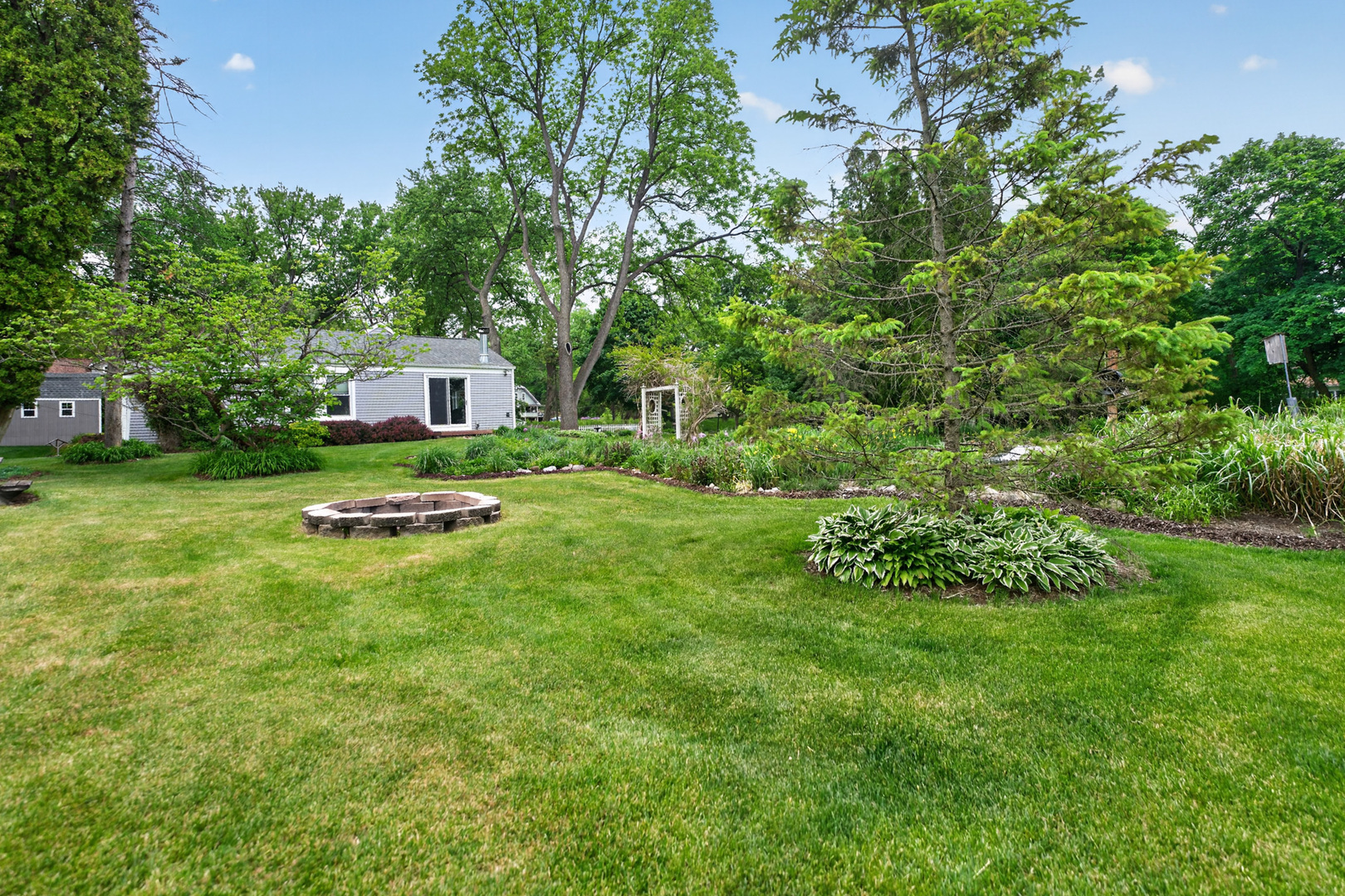 166 Mohawk Trail Property Photo 37