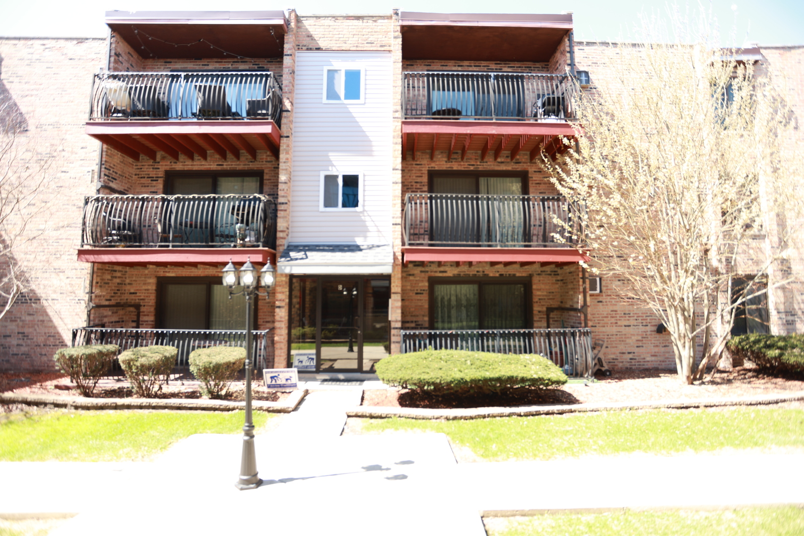 4550 W 57th Street 3D2 Property Photo 1