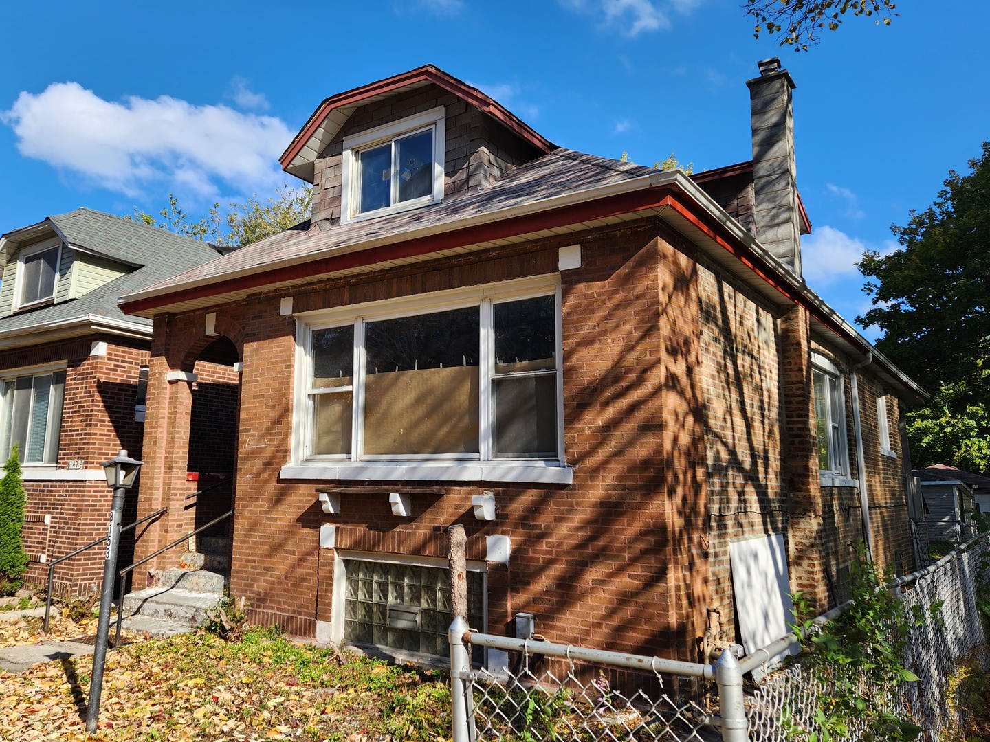 8153 S Stewart Avenue Property Photo 2