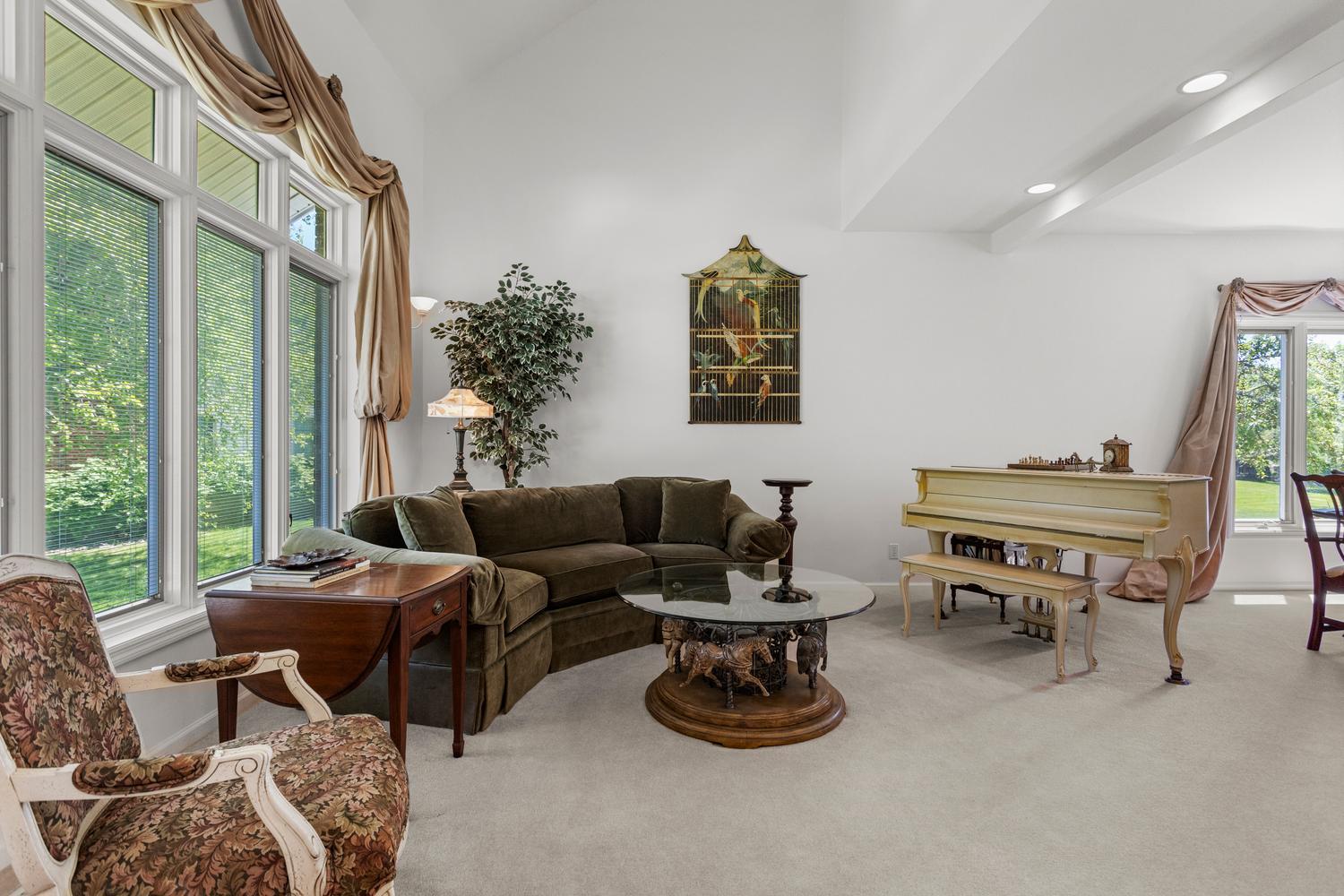 1808 Foxborough Court Property Photo 7