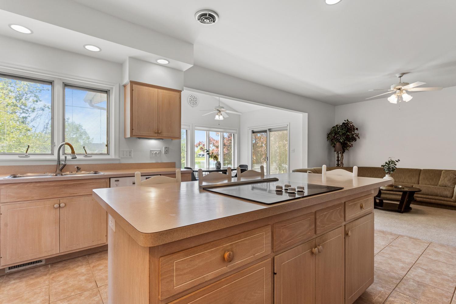 1808 Foxborough Court Property Photo 14