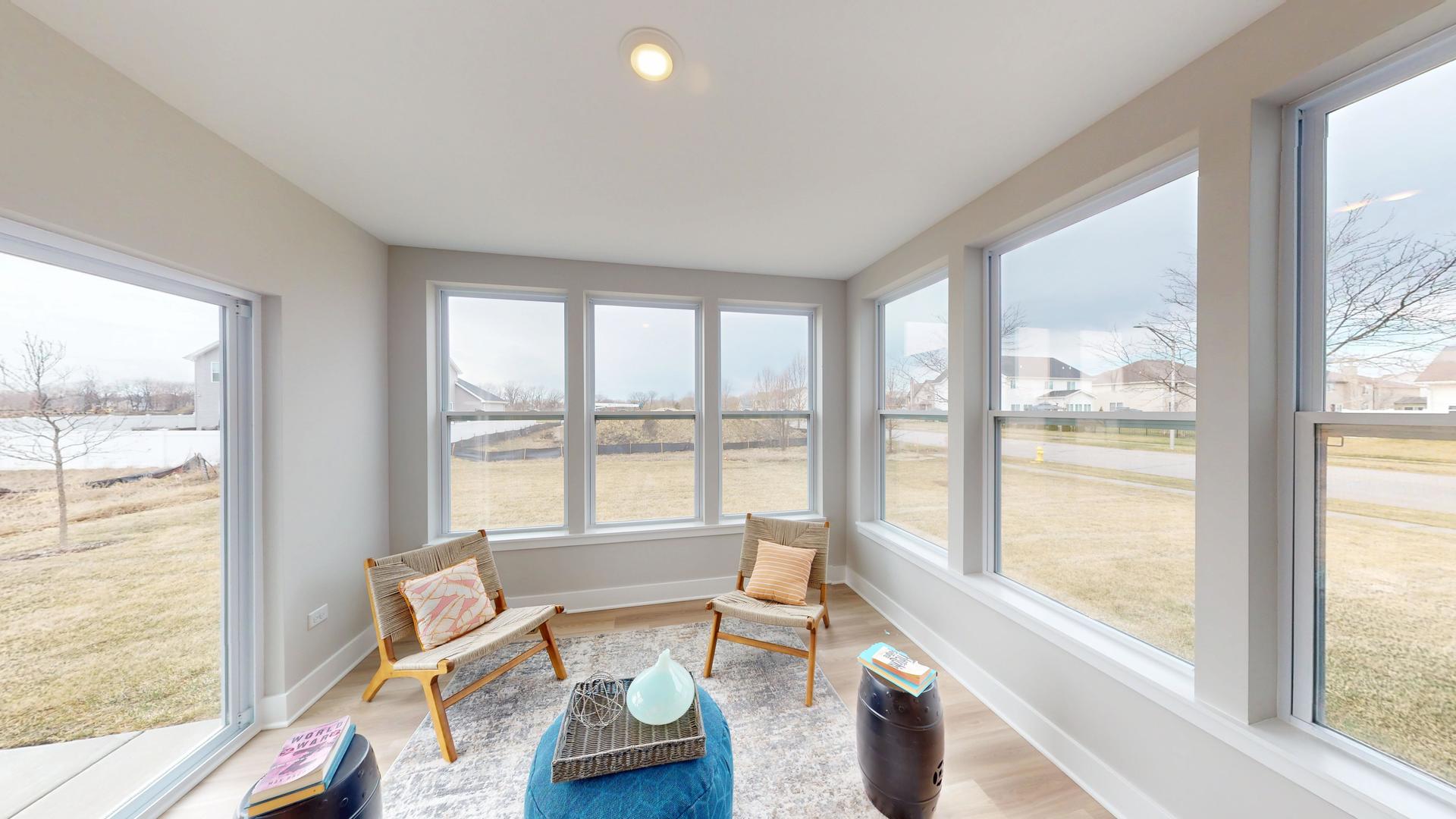 5270 Greenshire Circle Property Photo 11