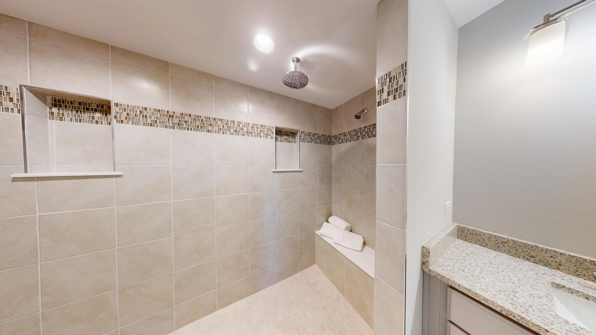5270 Greenshire Circle Property Photo 23