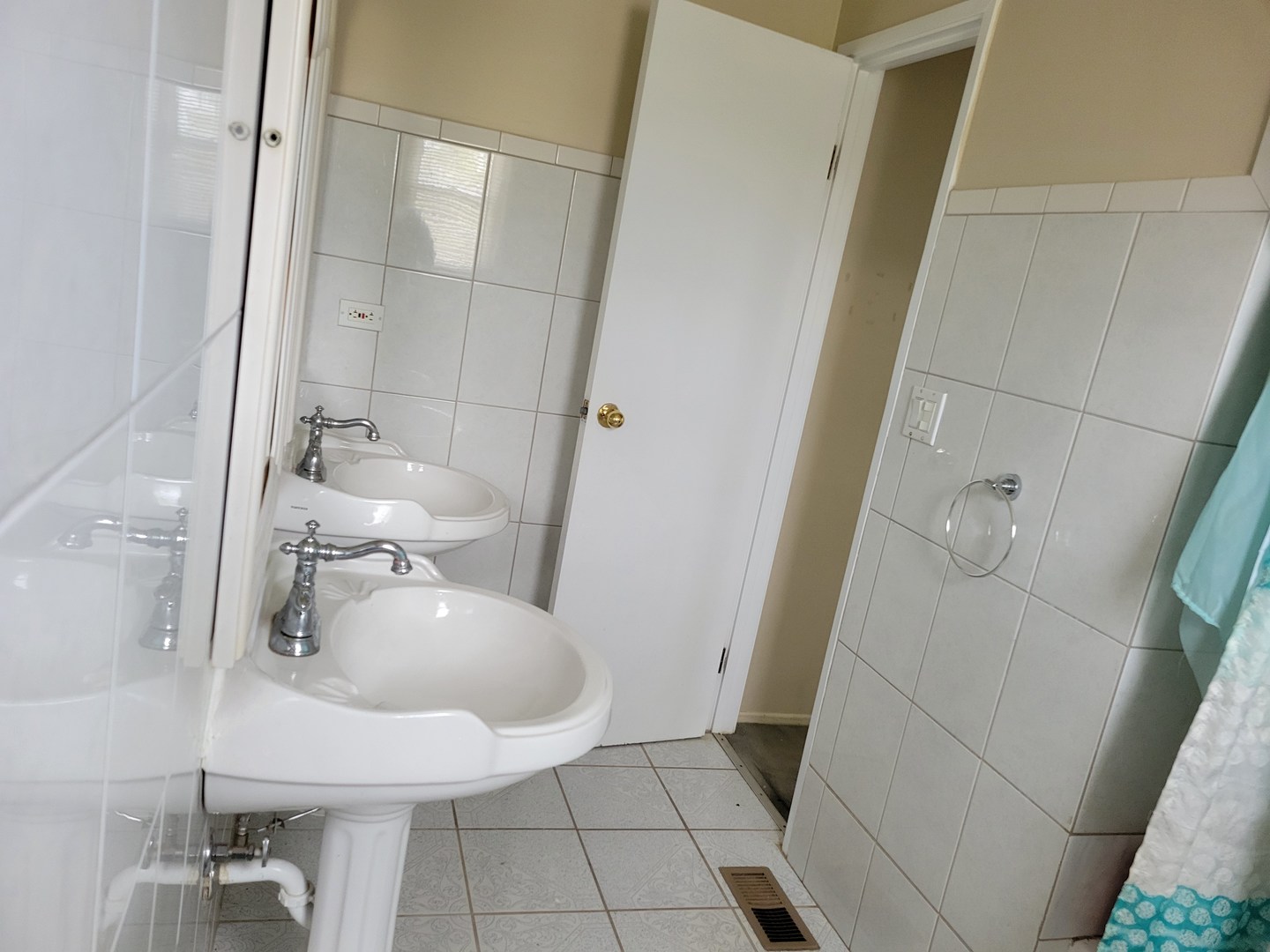 483 Rustic Drive Property Photo 15
