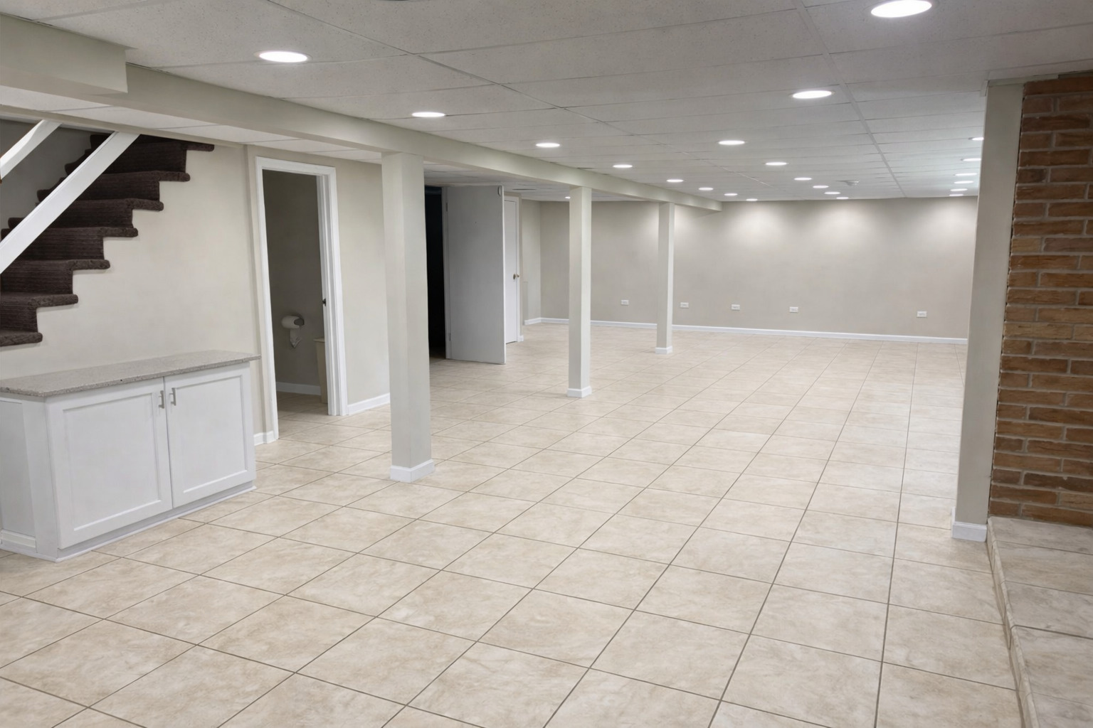 173 Thomas Court Property Photo 24