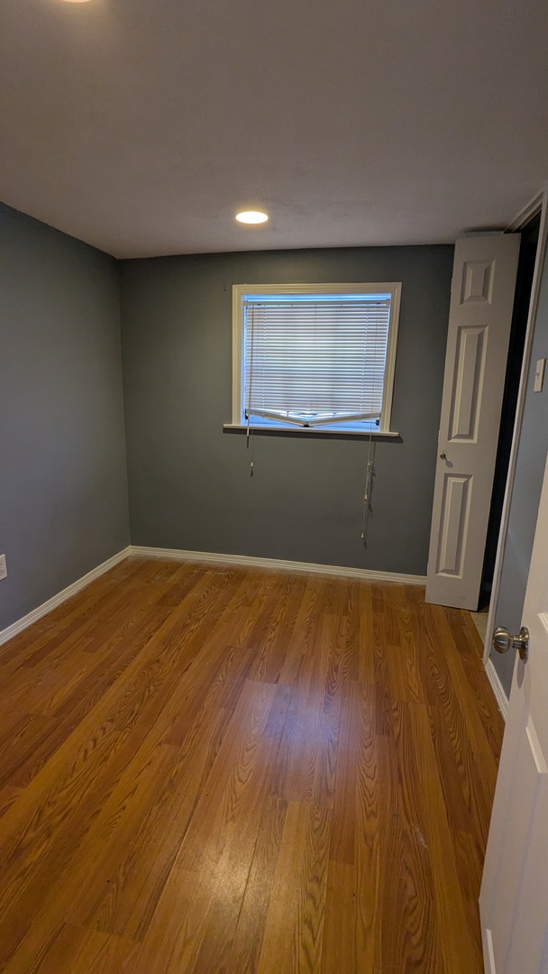 8112 S Exchange Avenue Property Photo 23