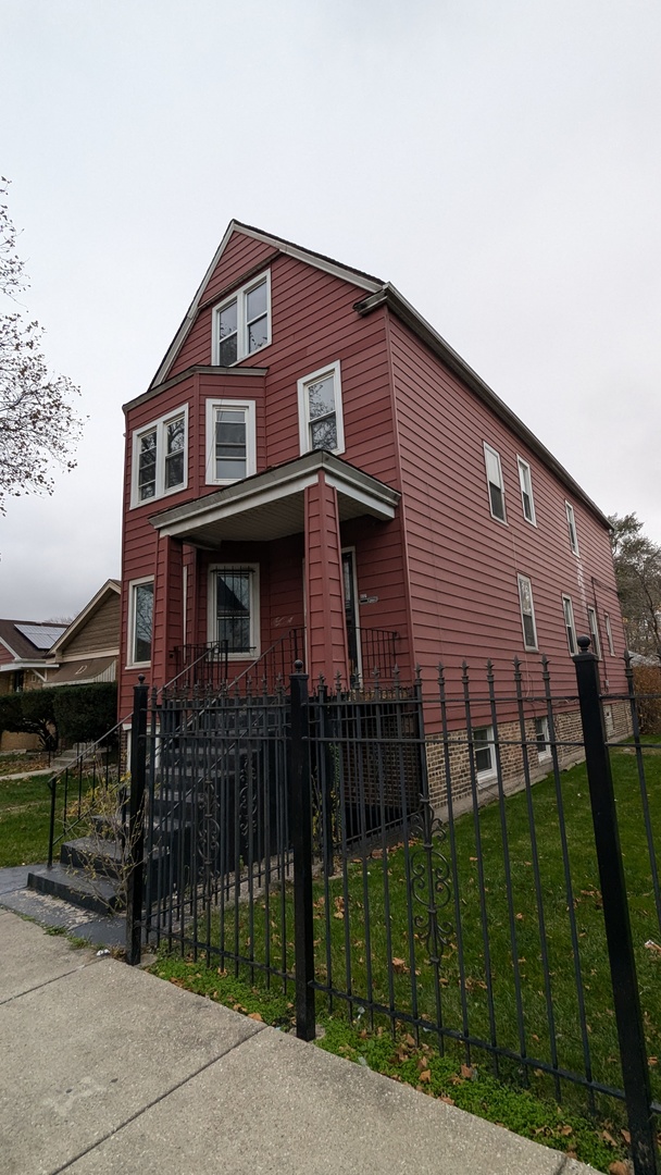 8112 S Exchange Avenue Property Photo 27