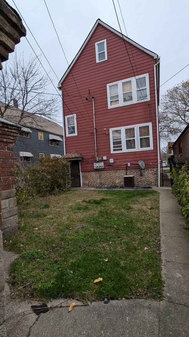 8112 S Exchange Avenue Property Photo 30