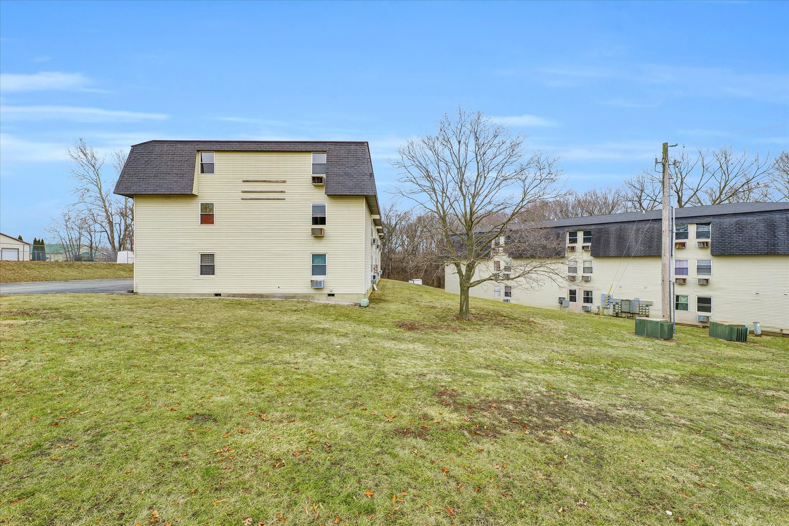 1740-1760 S Fairview Avenue Property Photo 22