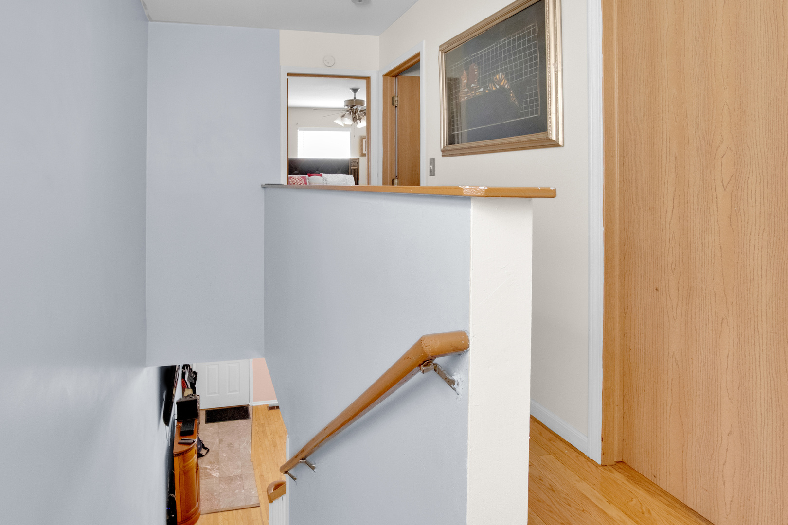 4757 S Langley Avenue Property Photo 9