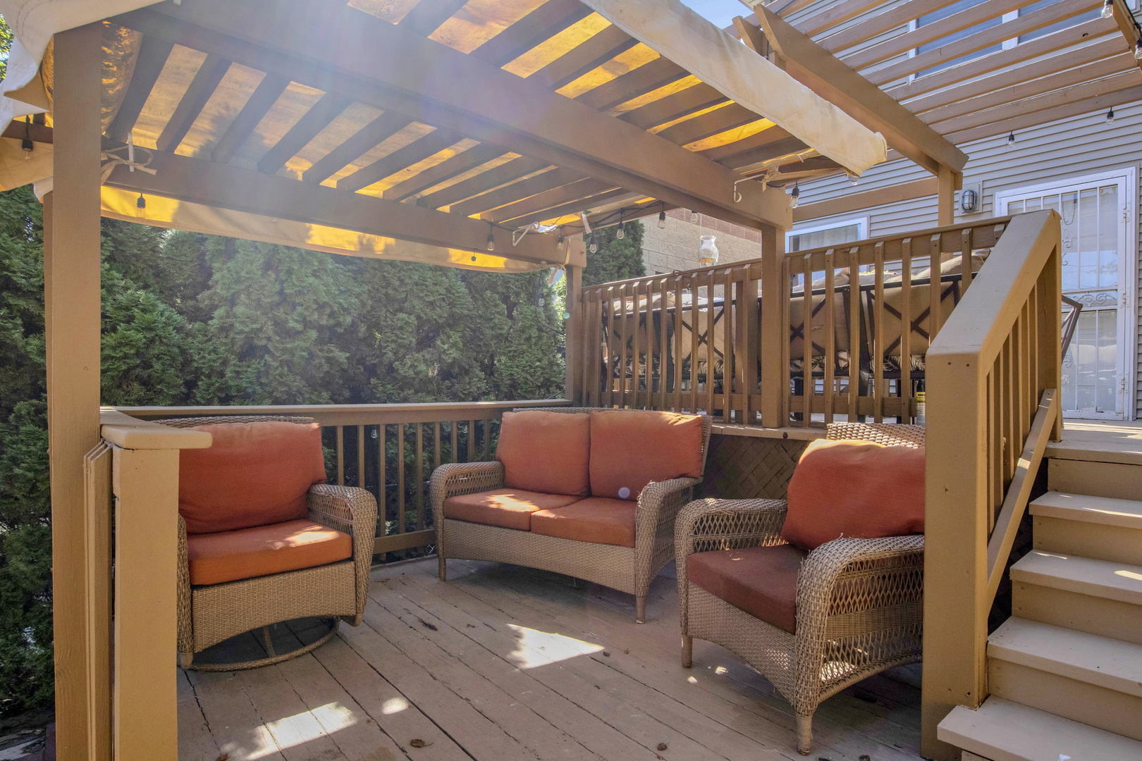 4757 S Langley Avenue Property Photo 20