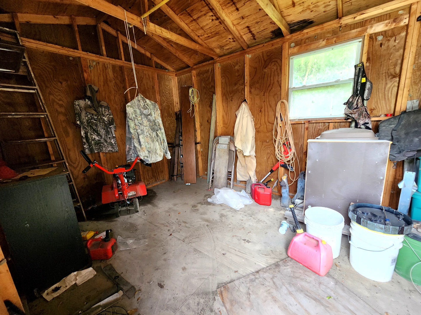 202 Lincoln Street Property Photo 26
