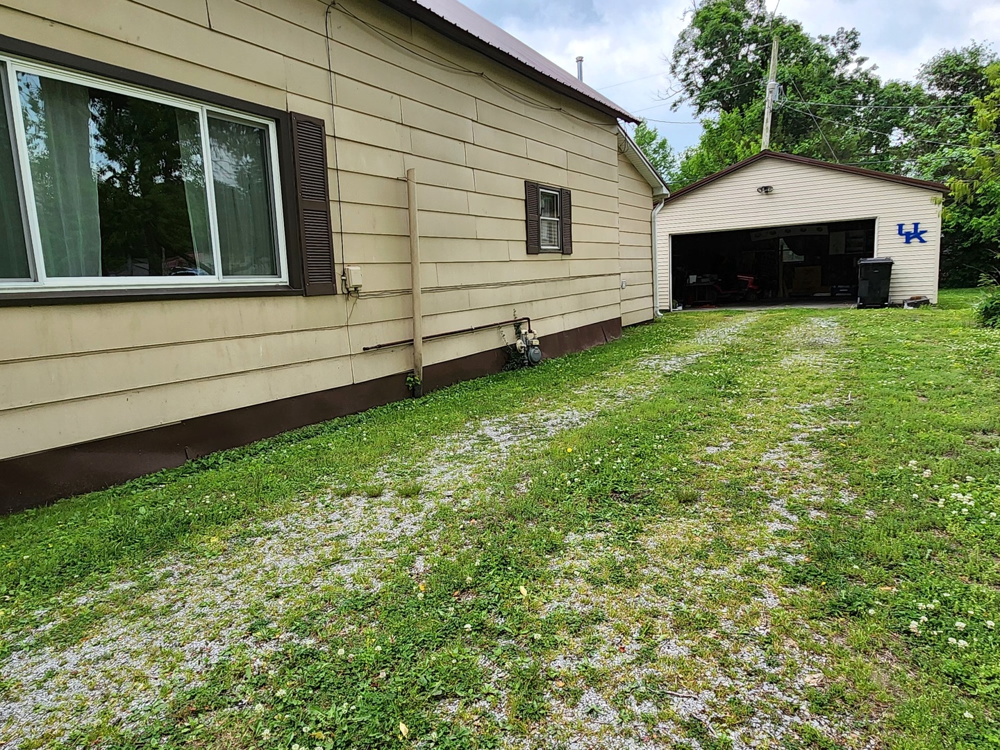 202 Lincoln Street Property Photo 33