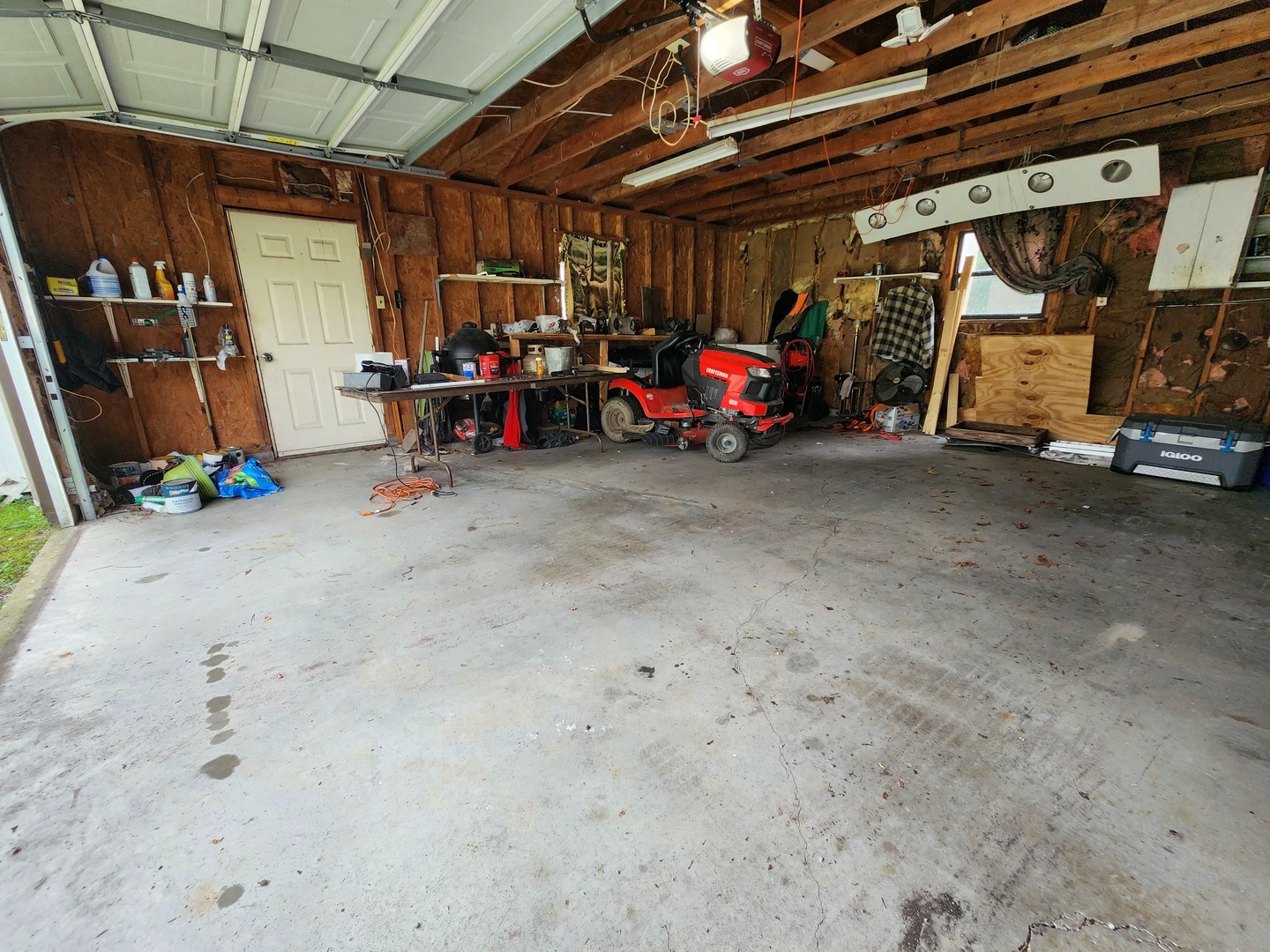 202 Lincoln Street Property Photo 35