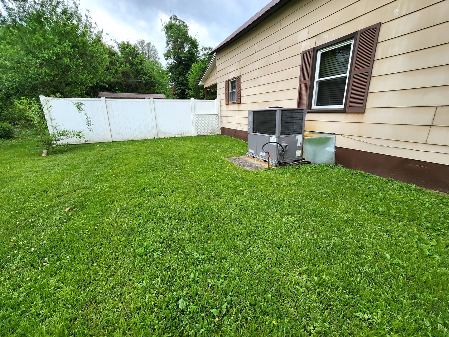 202 Lincoln Street Property Photo 39