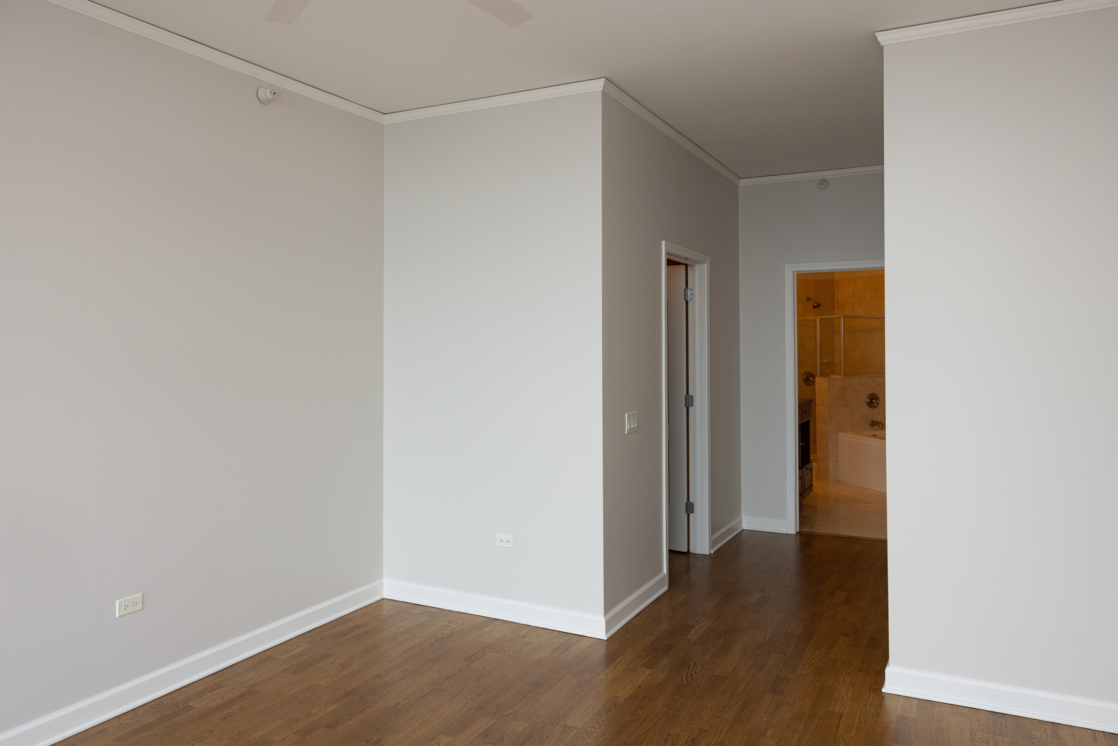 420 E Waterside Drive 4114 Property Photo 25