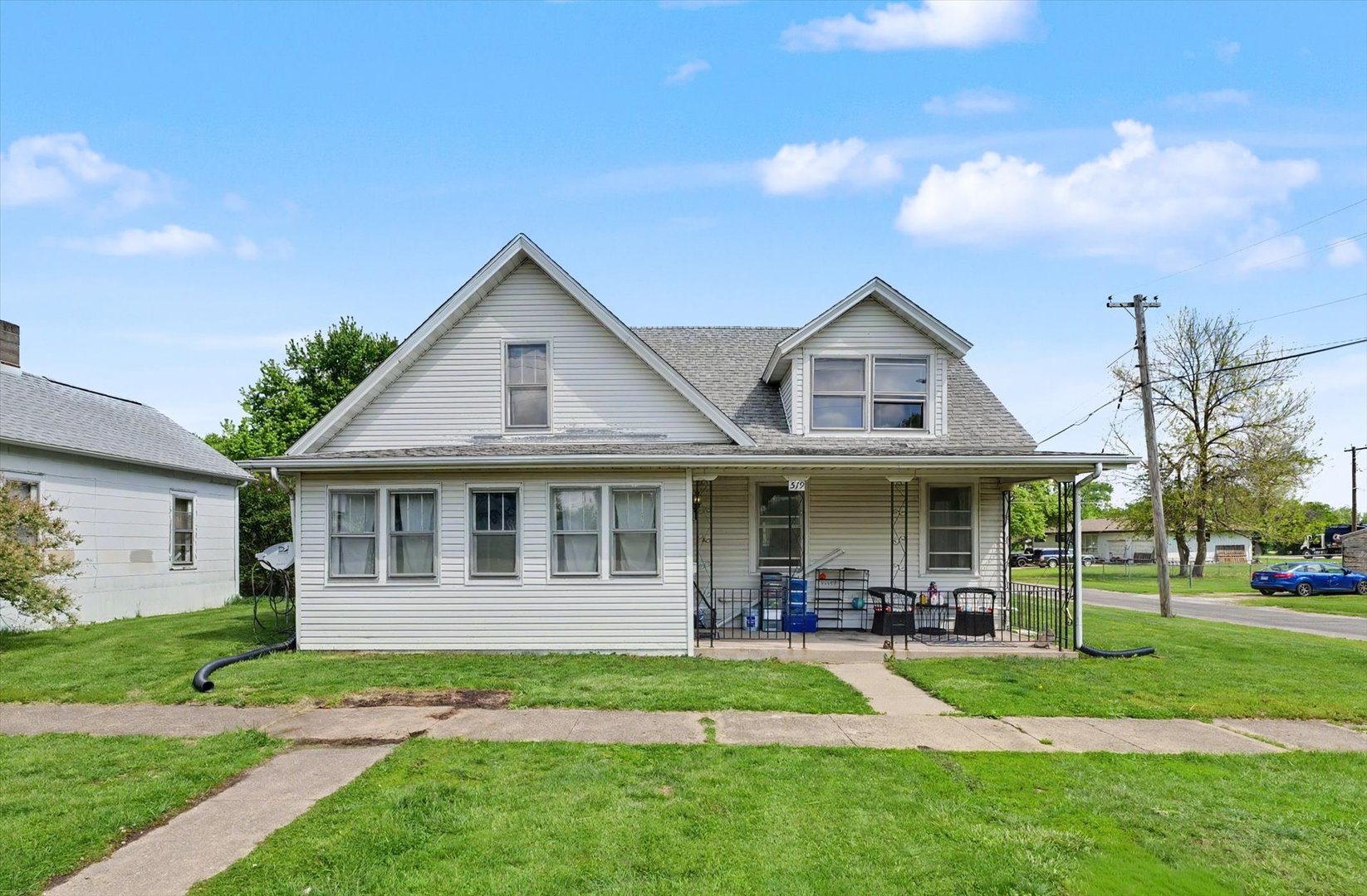 519 E Allen Street Property Photo 1