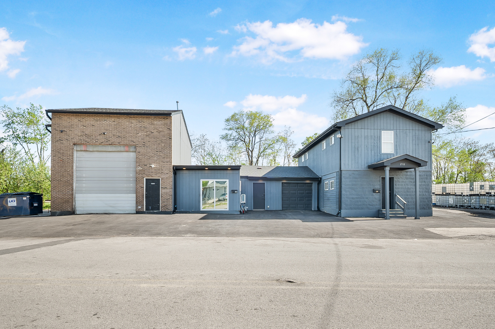 210 Moen Avenue Property Photo 3