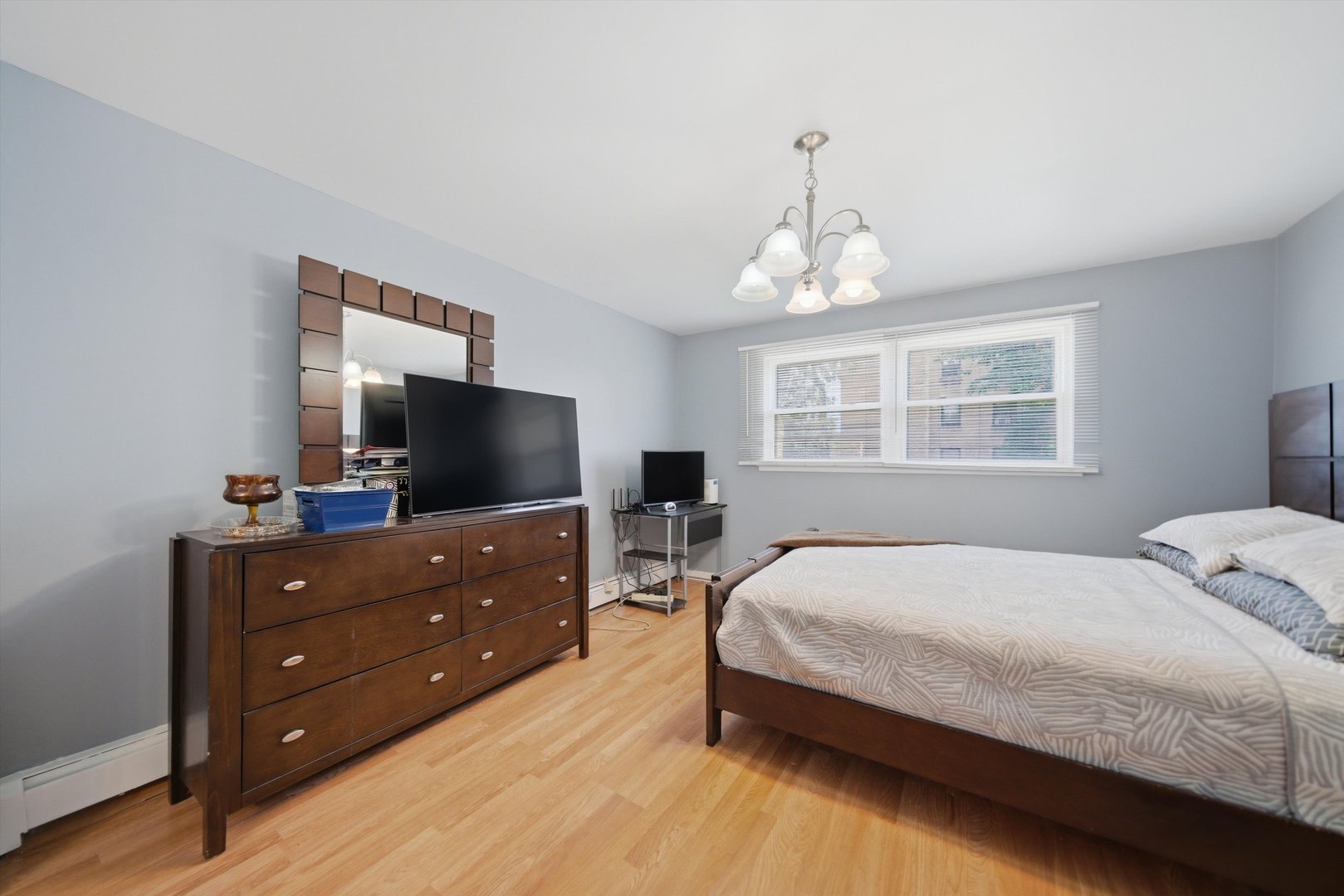 6950 S Cregier Avenue I Property Photo 14