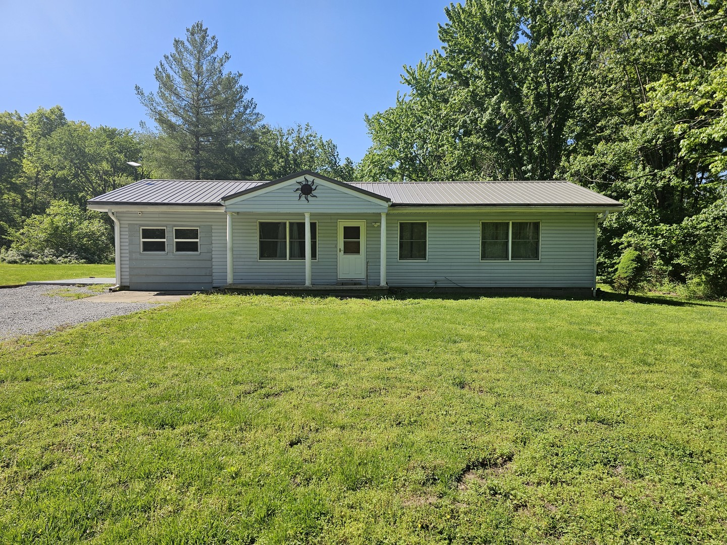450 W Saddle Club Road Property Photo 1