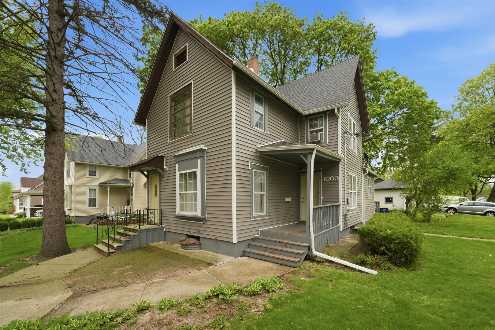 1003 Saint John Street Property Photo 2
