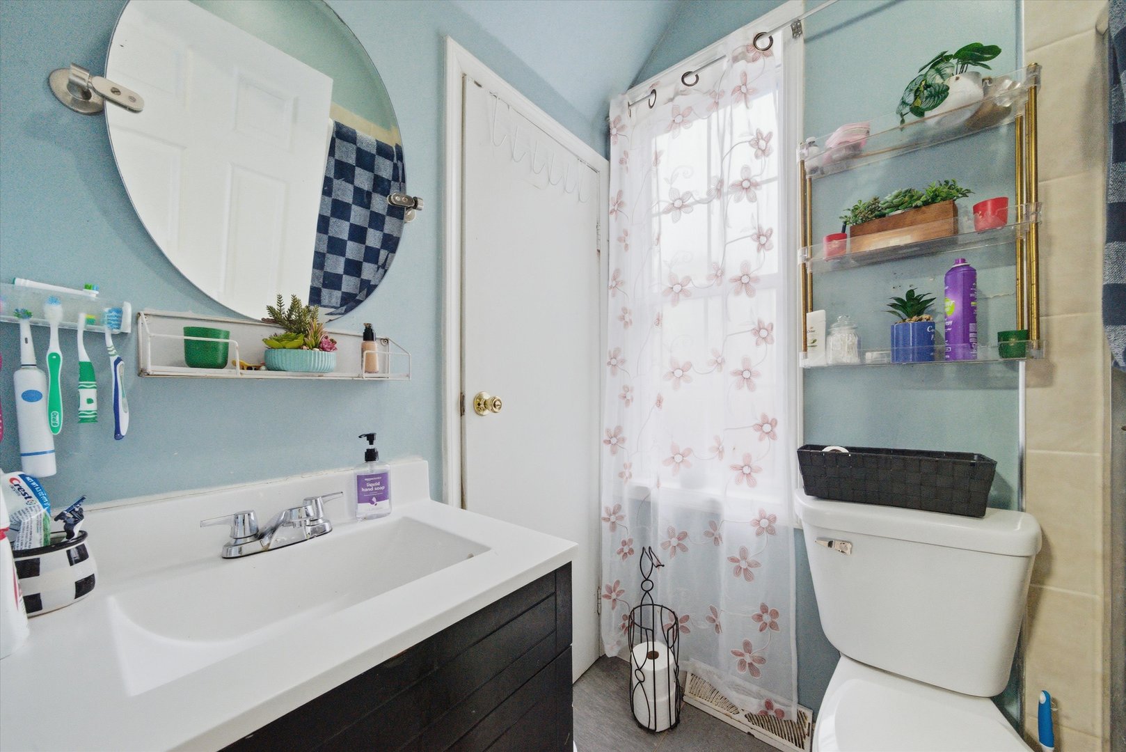 1003 Saint John Street Property Photo 9