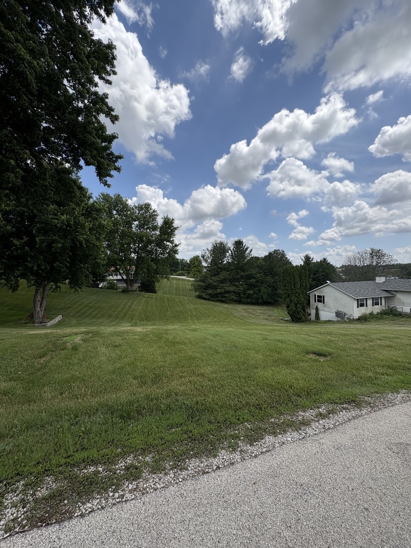 18 Ridgeview Drive Property Photo 3