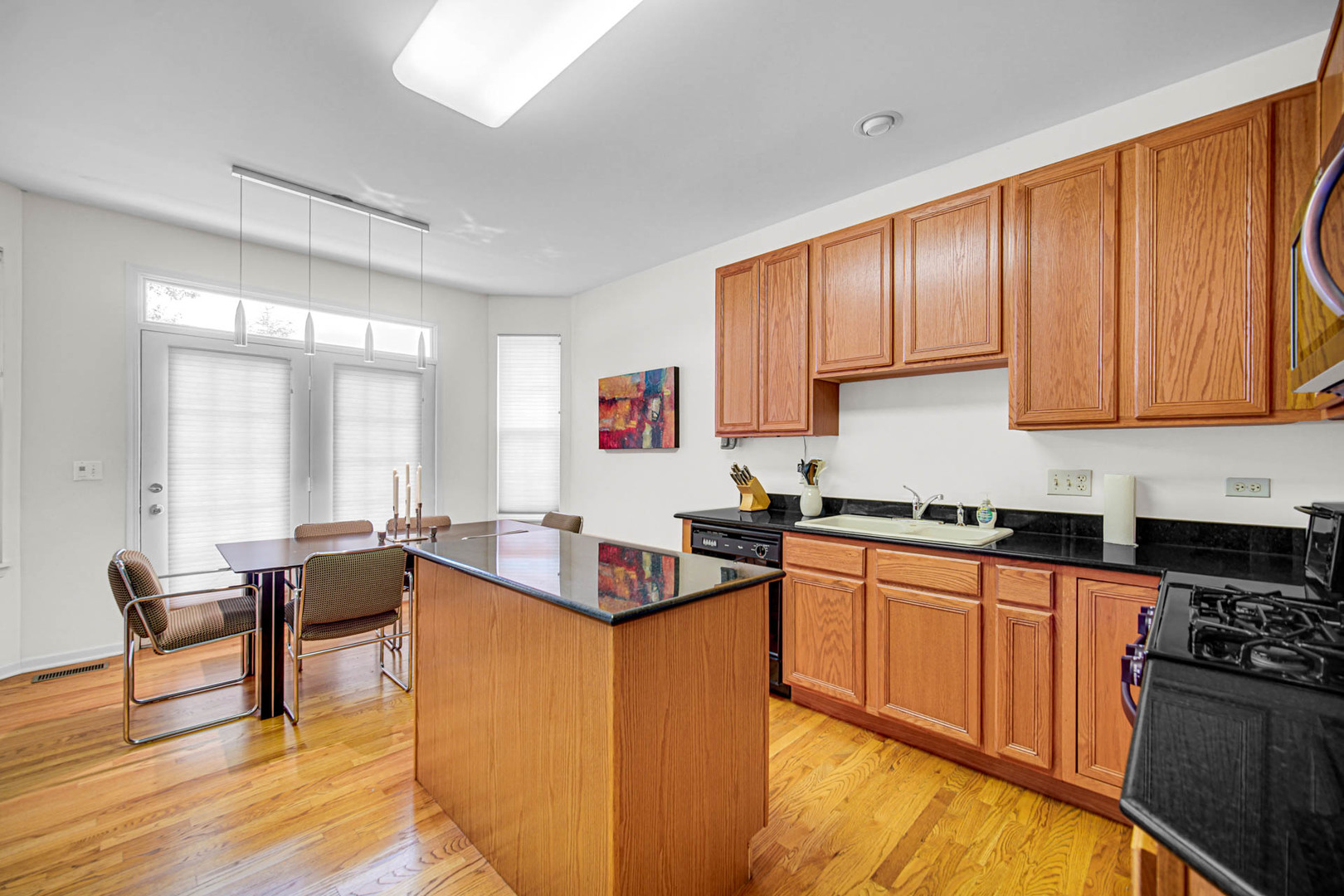 48 Wellesley Circle Property Photo 6