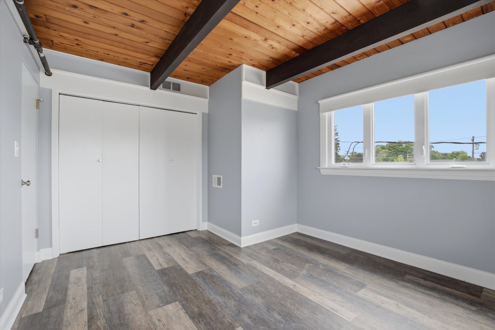 10550 W Cermak Road Property Photo 30