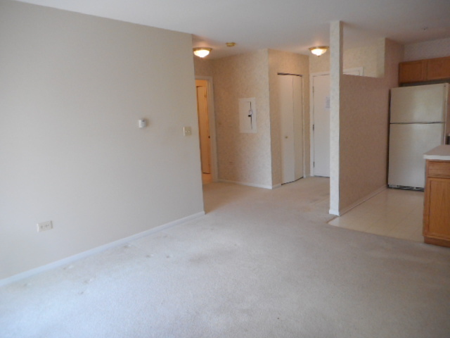 605 Barrington Avenue 340 Property Photo 5