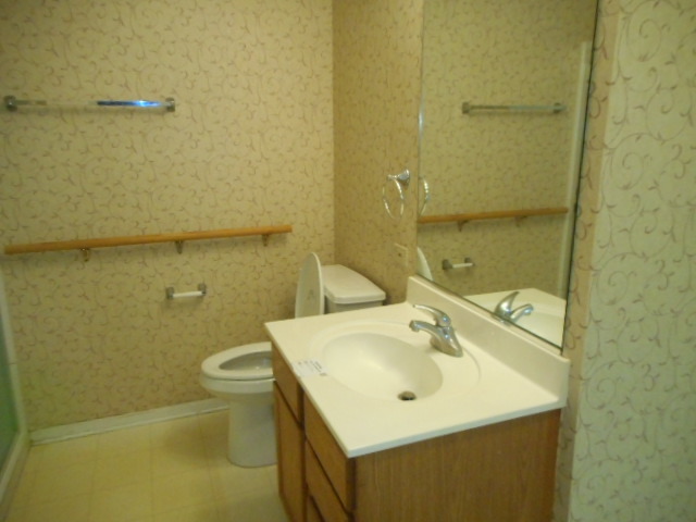 605 Barrington Avenue 340 Property Photo 10