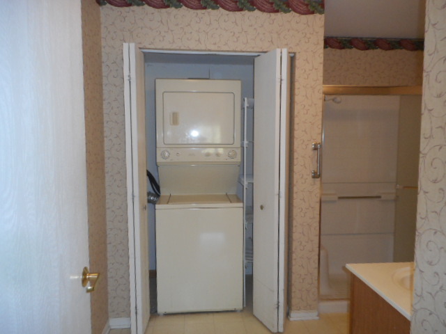 605 Barrington Avenue 340 Property Photo 11