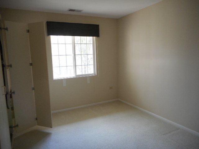 605 Barrington Avenue 340 Property Photo 13
